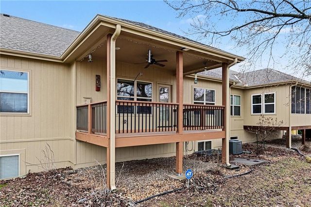 14838 Ashmont Lane, Smithville, MO 64089