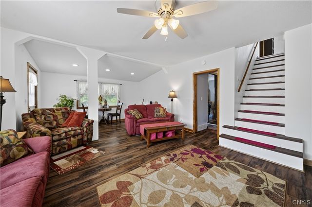 6368 Lakeshore Road, Cicero, NY 13039