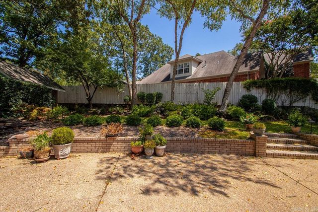 2704 Calico Creek, North Little Rock, AR 72116