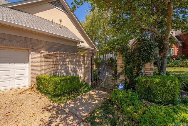 2704 Calico Creek, North Little Rock, AR 72116