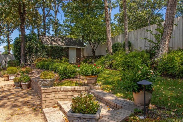 2704 Calico Creek, North Little Rock, AR 72116