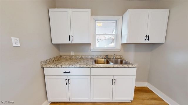 3544 W 99th Street, Cleveland, OH 44102