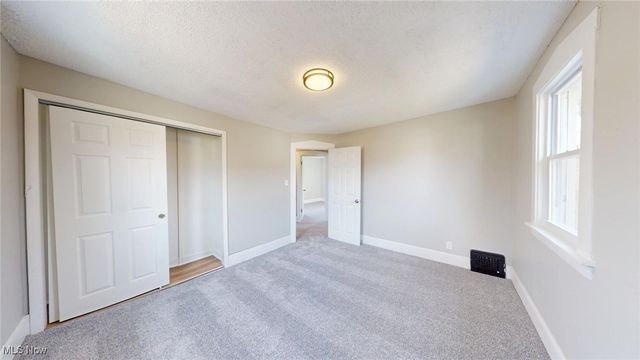 3544 W 99th Street, Cleveland, OH 44102