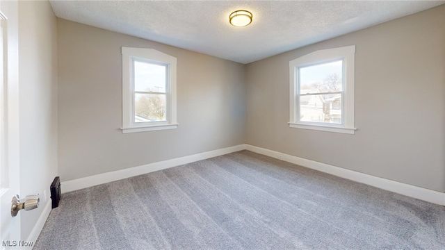 3544 W 99th Street, Cleveland, OH 44102