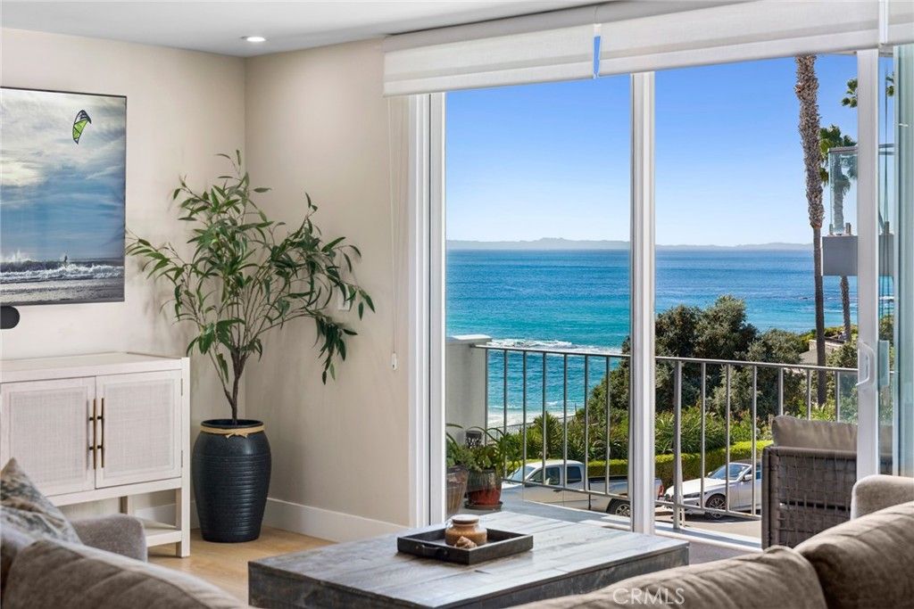 520 Cliff Drive 202, Laguna Beach, CA 92651 — exterior