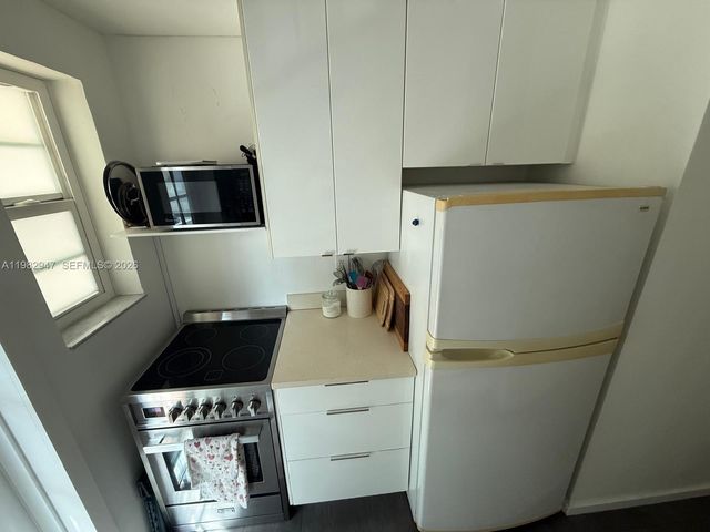 901 Meridian Ave 201, Miami Beach, FL 33139