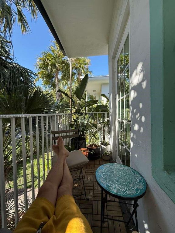 901 Meridian Ave 201, Miami Beach, FL 33139