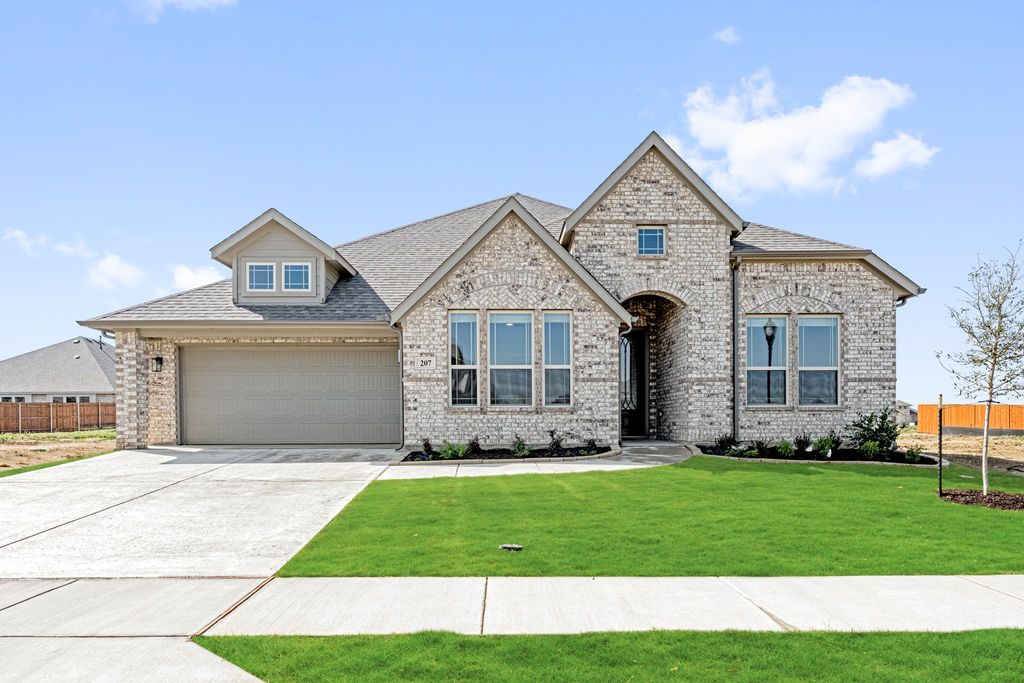 207 Cortese Lane, Alvarado, TX 76009