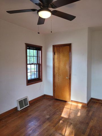 4719 S 6th STREET, Milwaukee, WI 53221