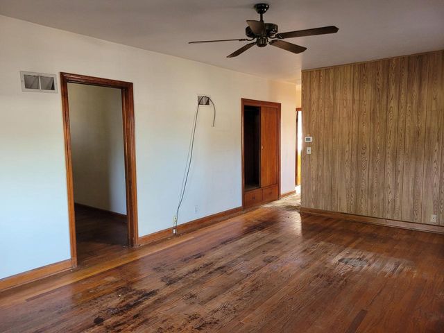 4719 S 6th STREET, Milwaukee, WI 53221