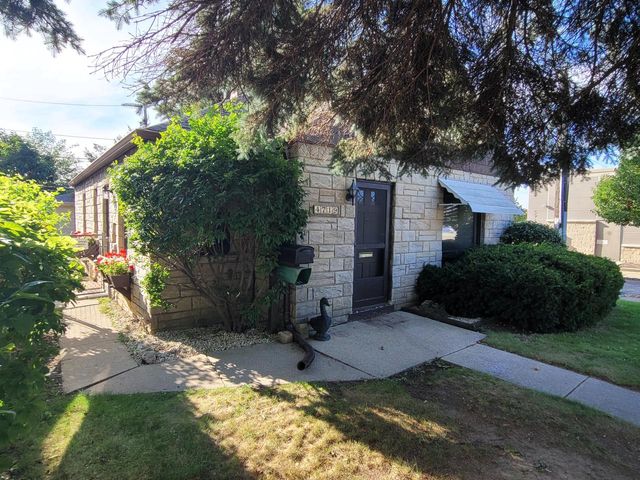 4719 S 6th STREET, Milwaukee, WI 53221