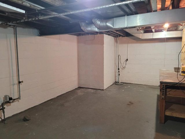 4719 S 6th STREET, Milwaukee, WI 53221
