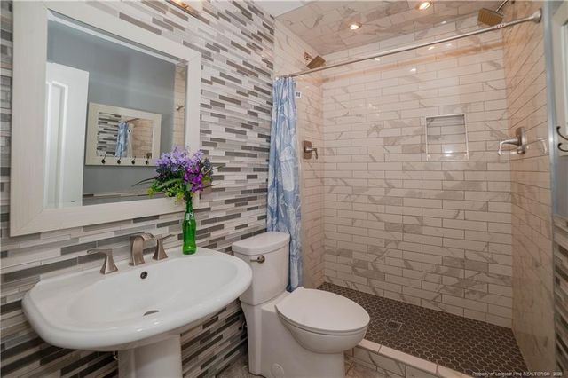 1121 Butterwood Circle, Fayetteville, NC 28314