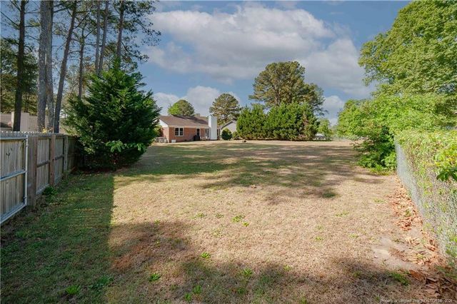 1121 Butterwood Circle, Fayetteville, NC 28314