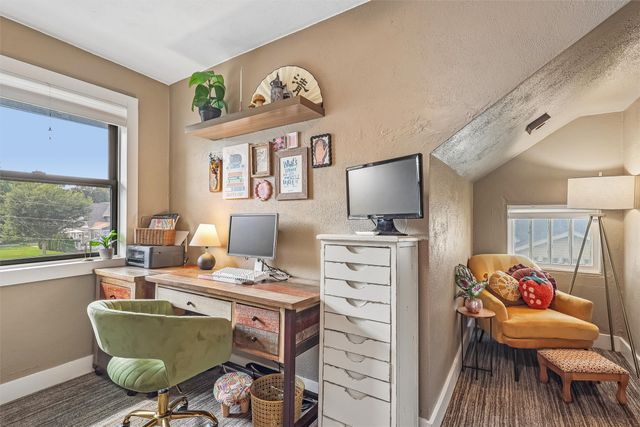 305 NE Cherry Avenue, Earlham, IA 50072