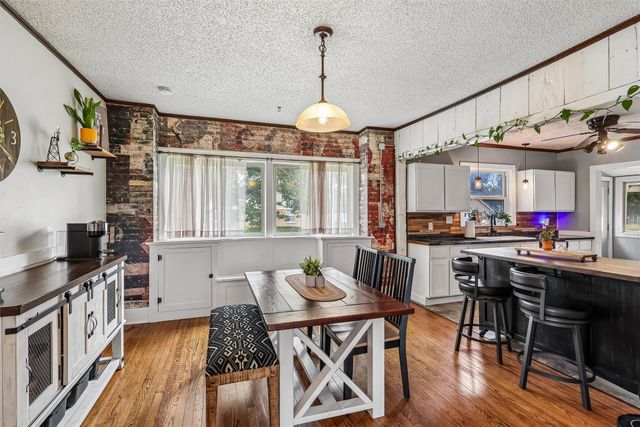 305 NE Cherry Avenue, Earlham, IA 50072