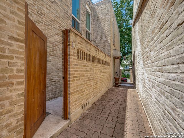 166 Elizabeth Rd Apt C, San Antonio, TX 78209