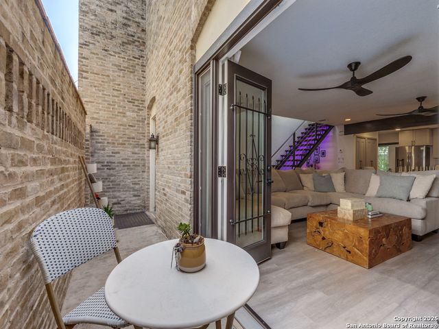 166 Elizabeth Rd Apt C, San Antonio, TX 78209