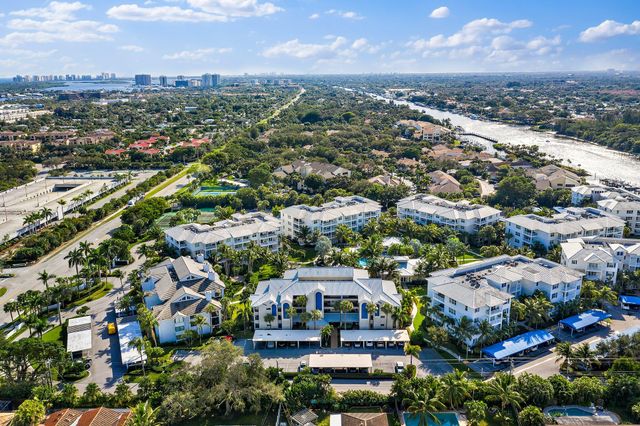 243 Bay Colony Drive N, Juno Beach, FL 33408