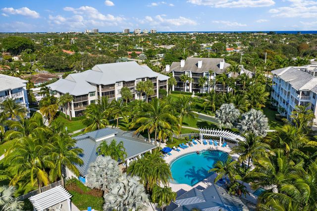 243 Bay Colony Drive N, Juno Beach, FL 33408