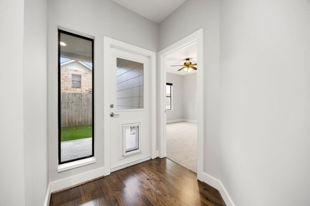 307 Knox Street, Houston, TX 77007