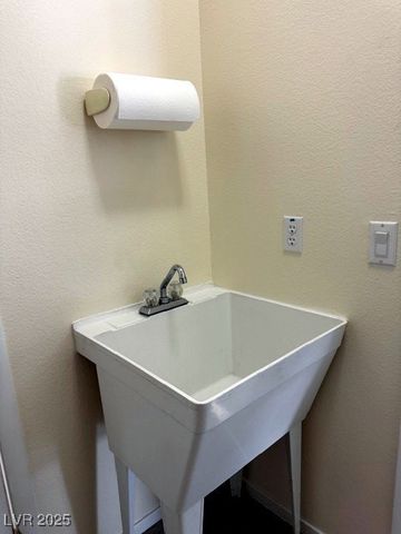 10329 Hampton Hills Lane, Las Vegas, NV 89144