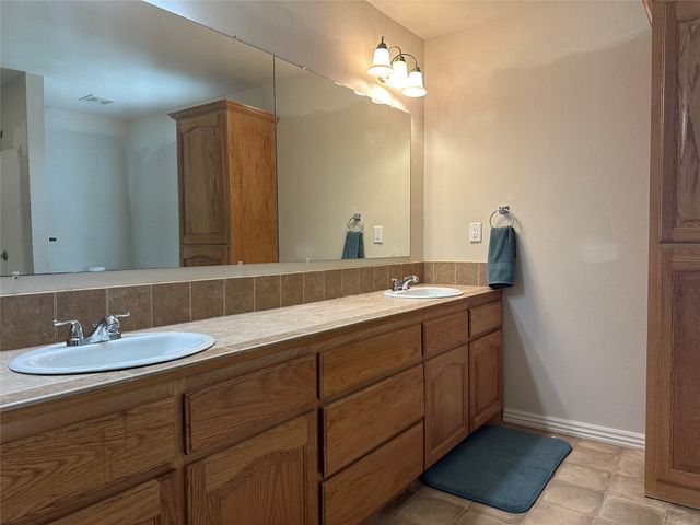 170 Sendera Drive, Early, TX 76802