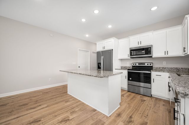 604 W Adams St, Woodbury, TN 37190