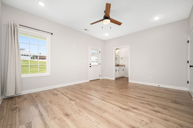 604 W Adams St, Woodbury, TN 37190