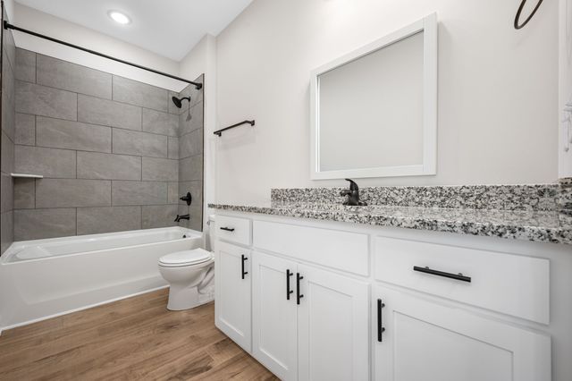 604 W Adams St, Woodbury, TN 37190