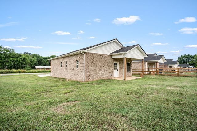 604 W Adams St, Woodbury, TN 37190