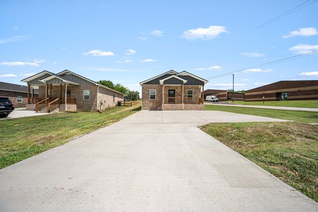 604 W Adams St, Woodbury, TN 37190