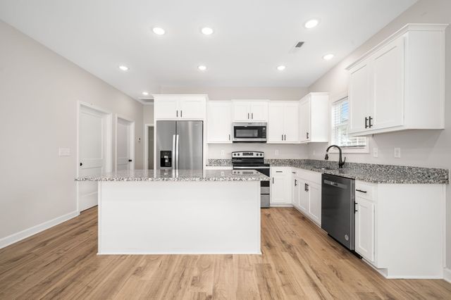 604 W Adams St, Woodbury, TN 37190