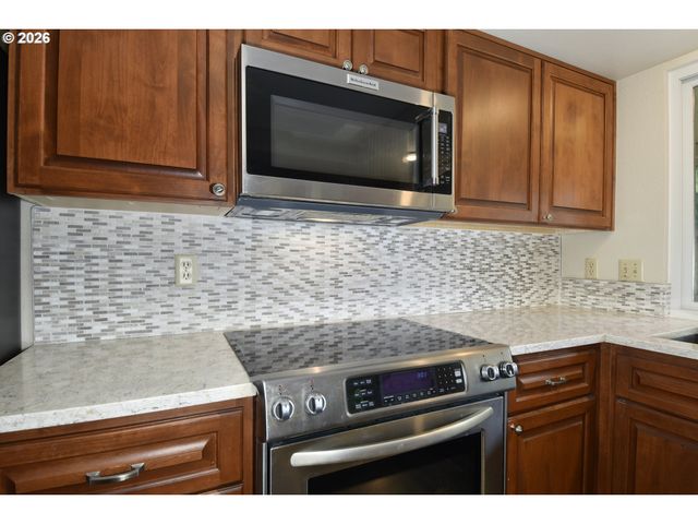 3312 Sw 26TH St, Gresham, OR 97080