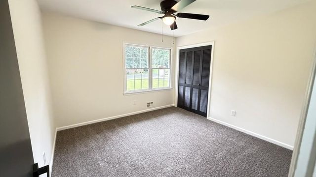 5698 CRESTWOOD Drive, Stone Mountain, GA 30087