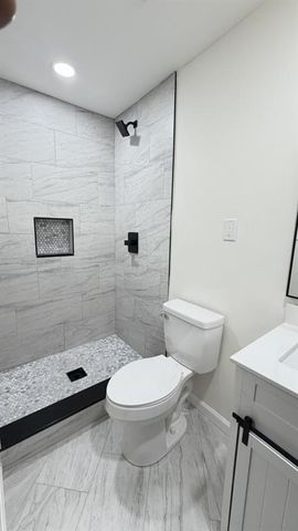 5698 CRESTWOOD Drive, Stone Mountain, GA 30087