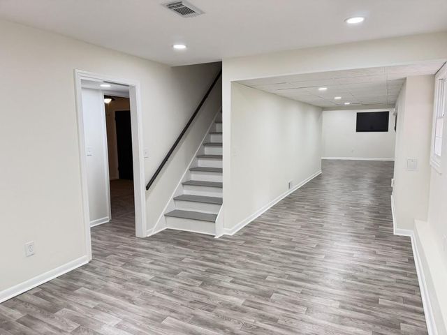 5698 CRESTWOOD Drive, Stone Mountain, GA 30087