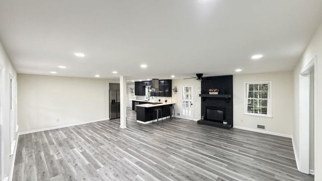 5698 CRESTWOOD Drive, Stone Mountain, GA 30087