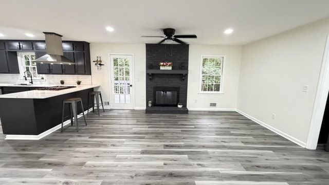 5698 CRESTWOOD Drive, Stone Mountain, GA 30087