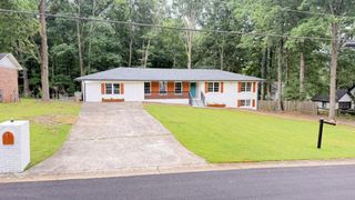 5698 CRESTWOOD Drive, Stone Mountain, GA 30087