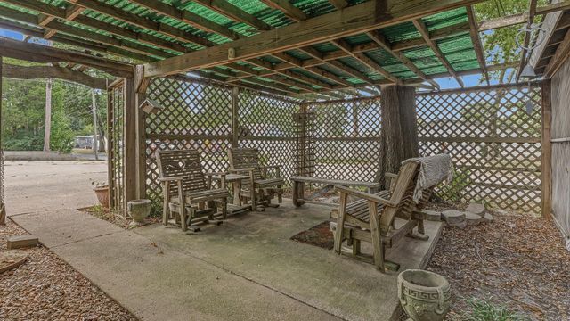 215 W Easy, Jonesboro, AR 72401