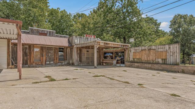 215 W Easy, Jonesboro, AR 72401