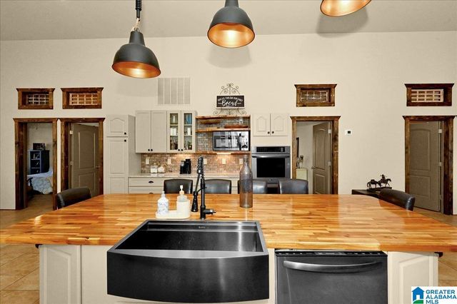 325 COUNTY ROAD 248, Cullman, AL 35057