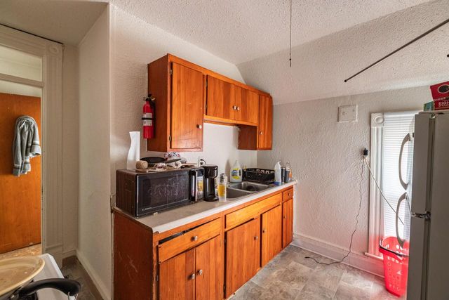 611 Wall STREET, La Crosse, WI 54603