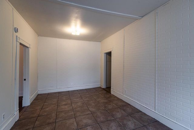 611 Wall STREET, La Crosse, WI 54603