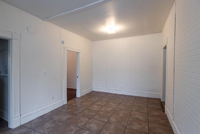 611 Wall STREET, La Crosse, WI 54603