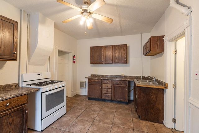 611 Wall STREET, La Crosse, WI 54603