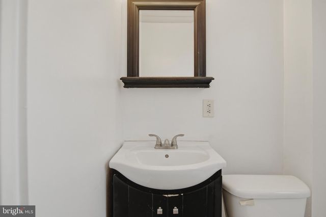 126 KING ST, Mount Holly, NJ 08060
