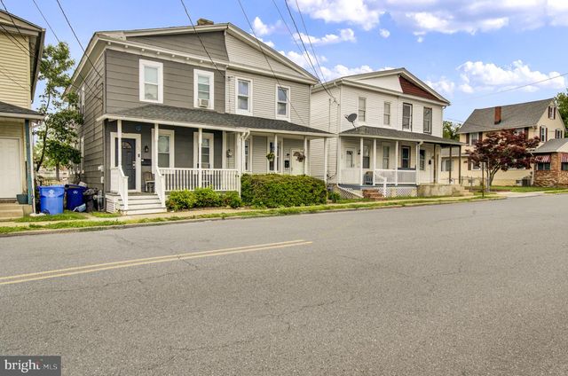 126 KING ST, Mount Holly, NJ 08060