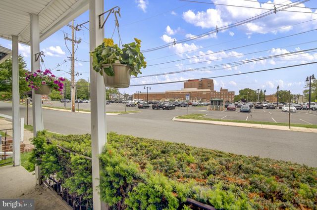 126 KING ST, Mount Holly, NJ 08060